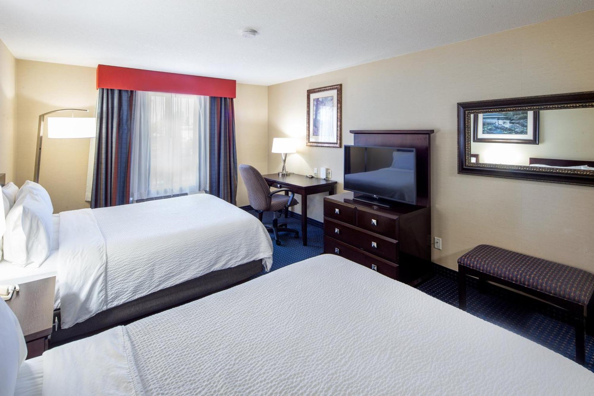 Holiday Inn Express Hotel & Suites Edson By Ihg Екстериор снимка