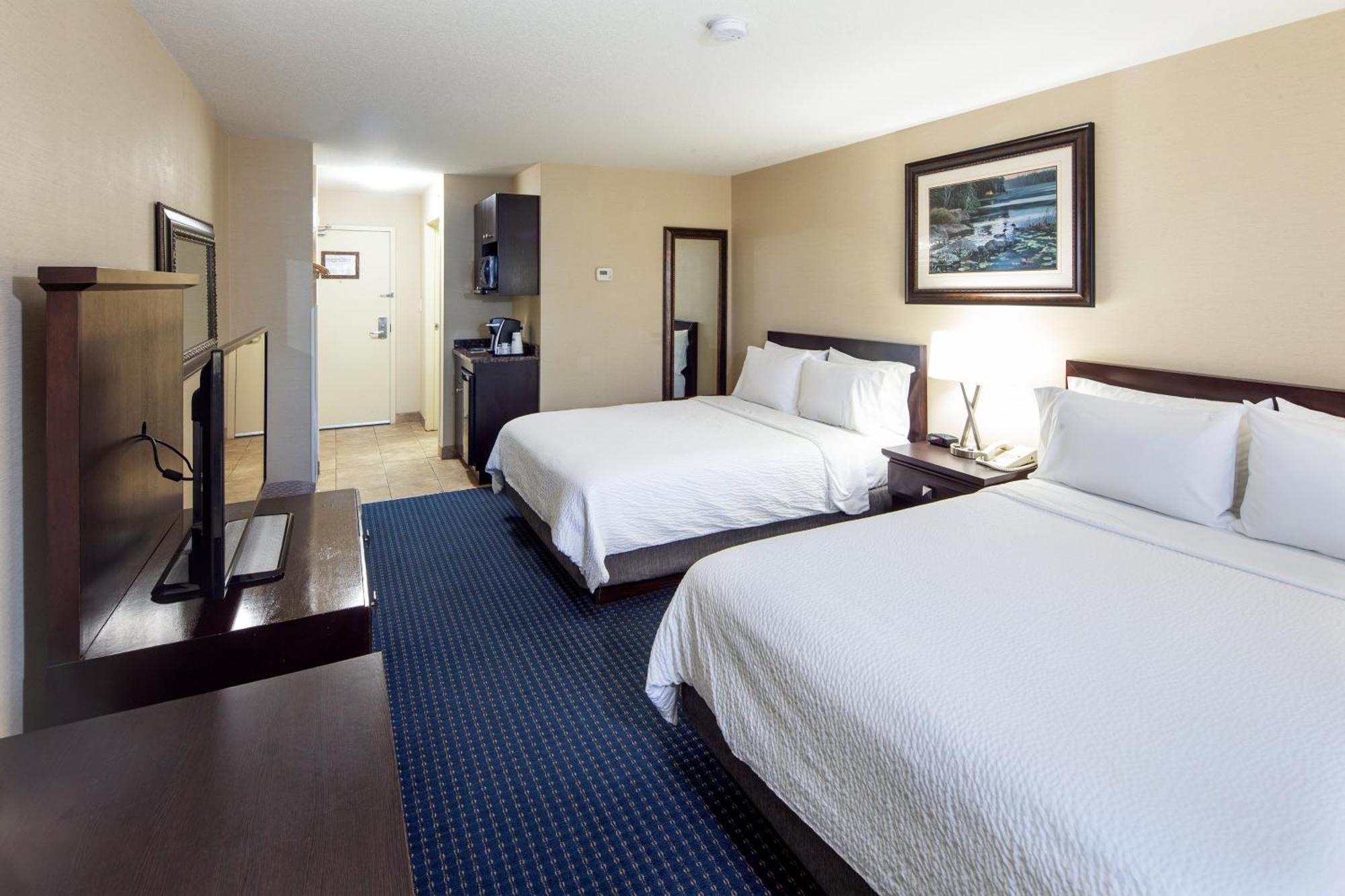 Holiday Inn Express Hotel & Suites Edson By Ihg Екстериор снимка